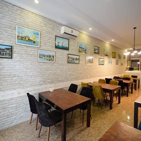 Villa Pheria Batumi Esterno foto