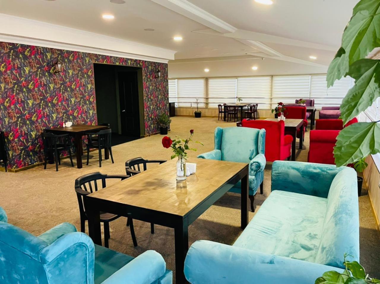 Villa Pheria Batumi Esterno foto