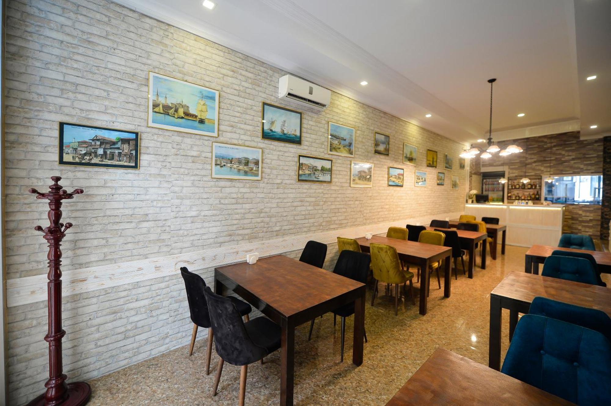 Villa Pheria Batumi Esterno foto